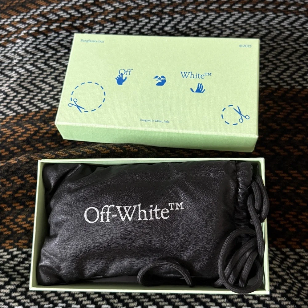 Off-White Blue Transparent Rectangular Sunglasses with Silver Logo